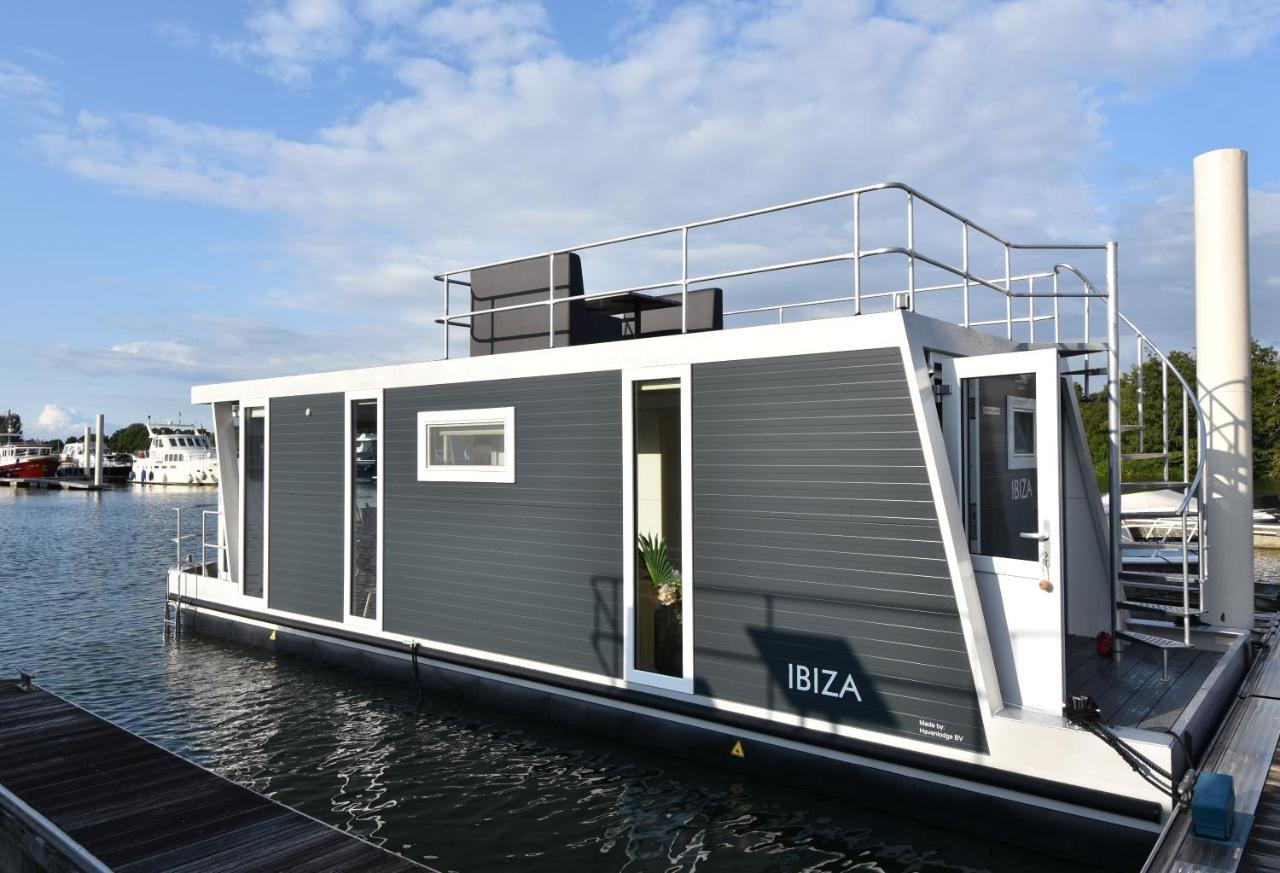Willa Tiny Floating House Ibiza Maastricht Zewnętrze zdjęcie