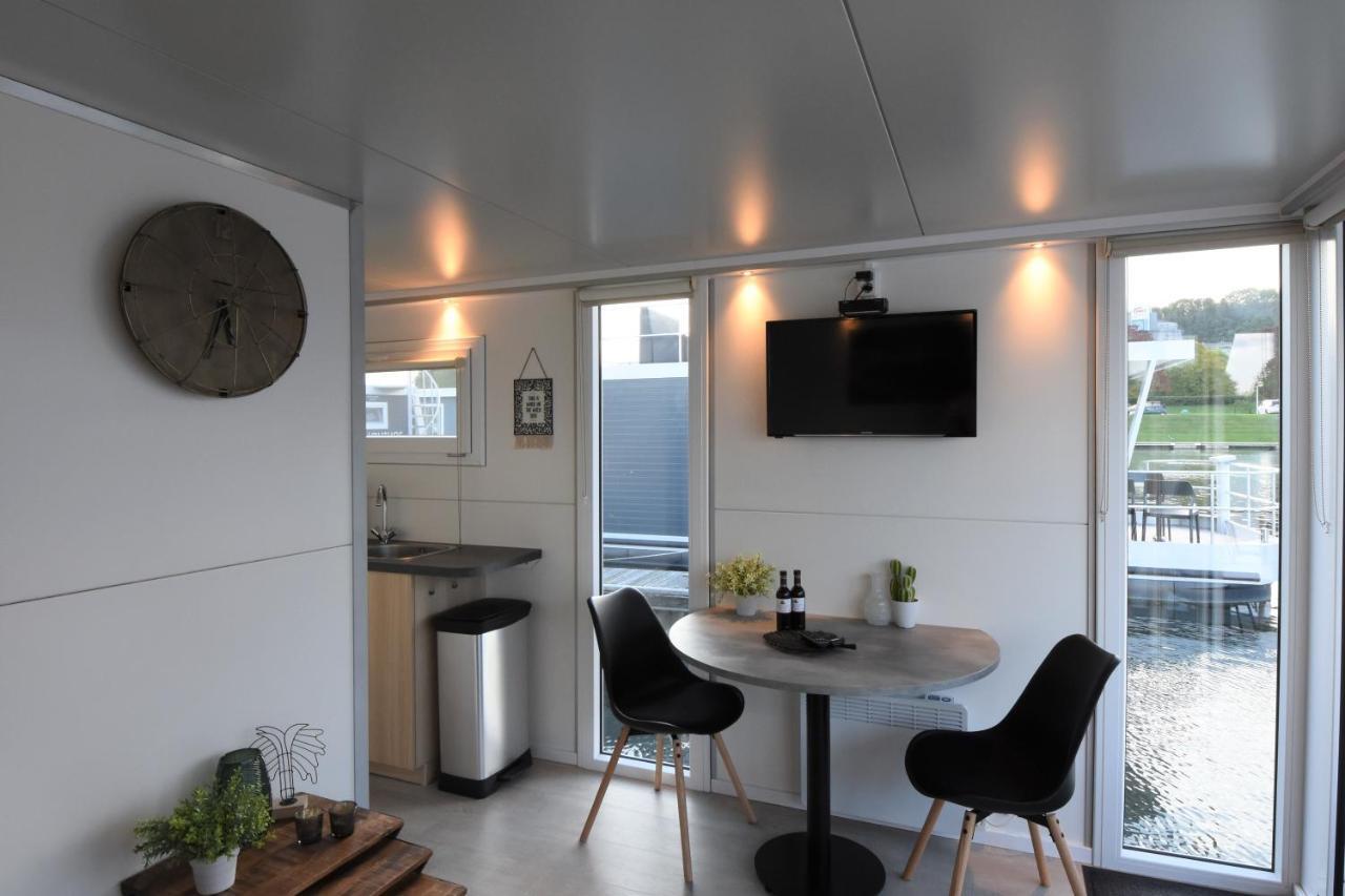 Willa Tiny Floating House Ibiza Maastricht Zewnętrze zdjęcie